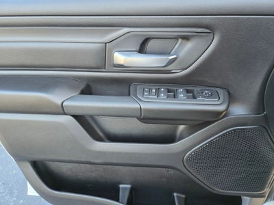 2025 RAM Ram 1500 RAM 1500 TRADESMAN CREW CAB 4X2 5'7' BOX