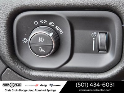 2026 RAM Ram 1500 RAM 1500 EXPRESS CREW CAB 4X4 5'7' BOX