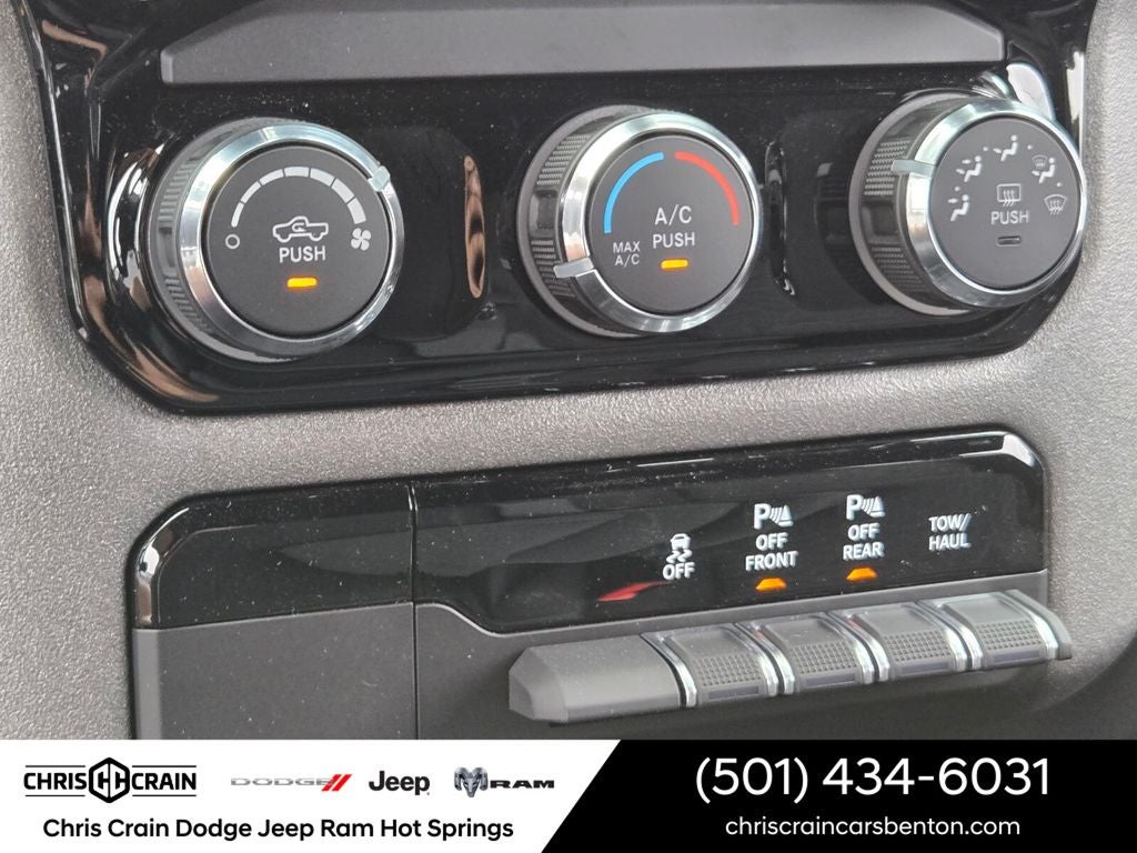 2026 RAM Ram 1500 RAM 1500 EXPRESS CREW CAB 4X4 5'7' BOX