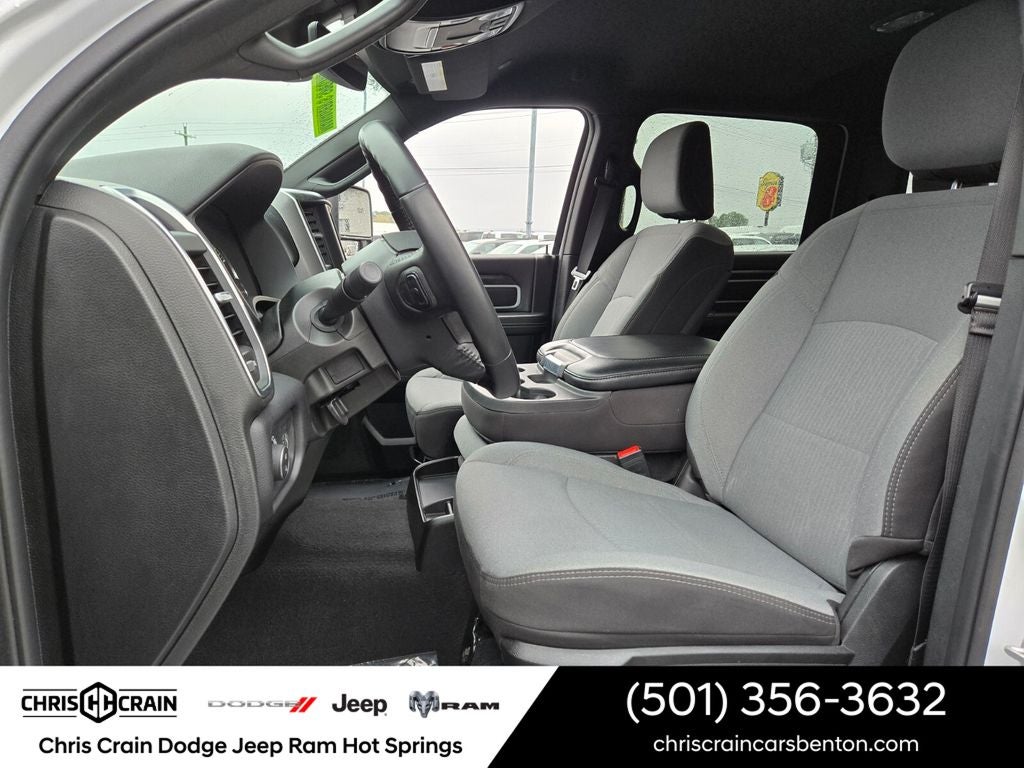 2024 RAM 2500 Big Horn Crew Cab 4x4 6'4' Box