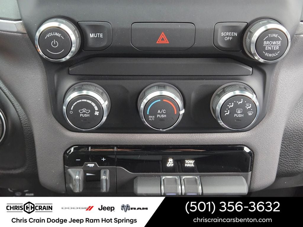 2024 RAM 2500 Big Horn Crew Cab 4x4 6'4' Box