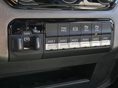 2026 RAM Ram 3500 Chassis Cab RAM 3500 TRADESMAN CREW CAB CHASSIS 4X4 60' CA