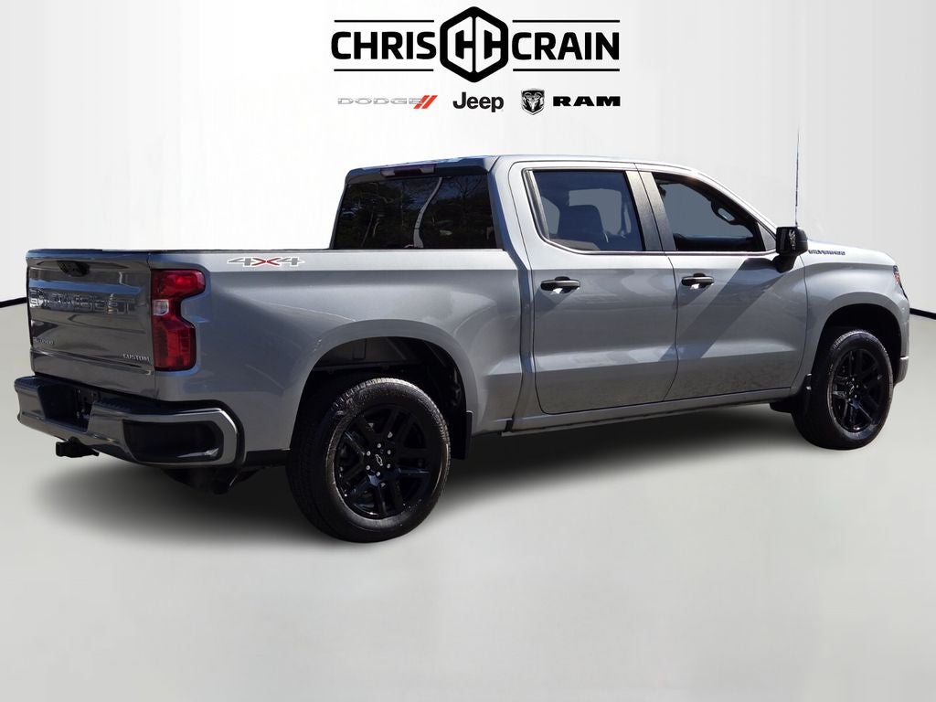 2024 Chevrolet Silverado 1500 4WD Crew Cab Short Bed Custom