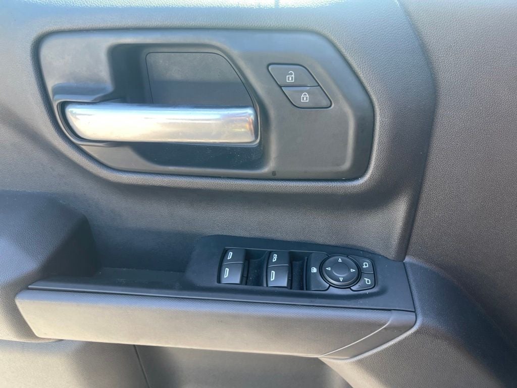 2023 Chevrolet Silverado 1500 4WD Crew Cab Short Bed Custom Trail Boss