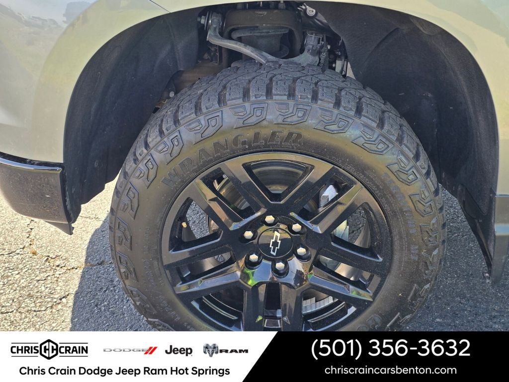 2025 Chevrolet Silverado 1500 4WD Crew Cab Short Bed Custom Trail Boss