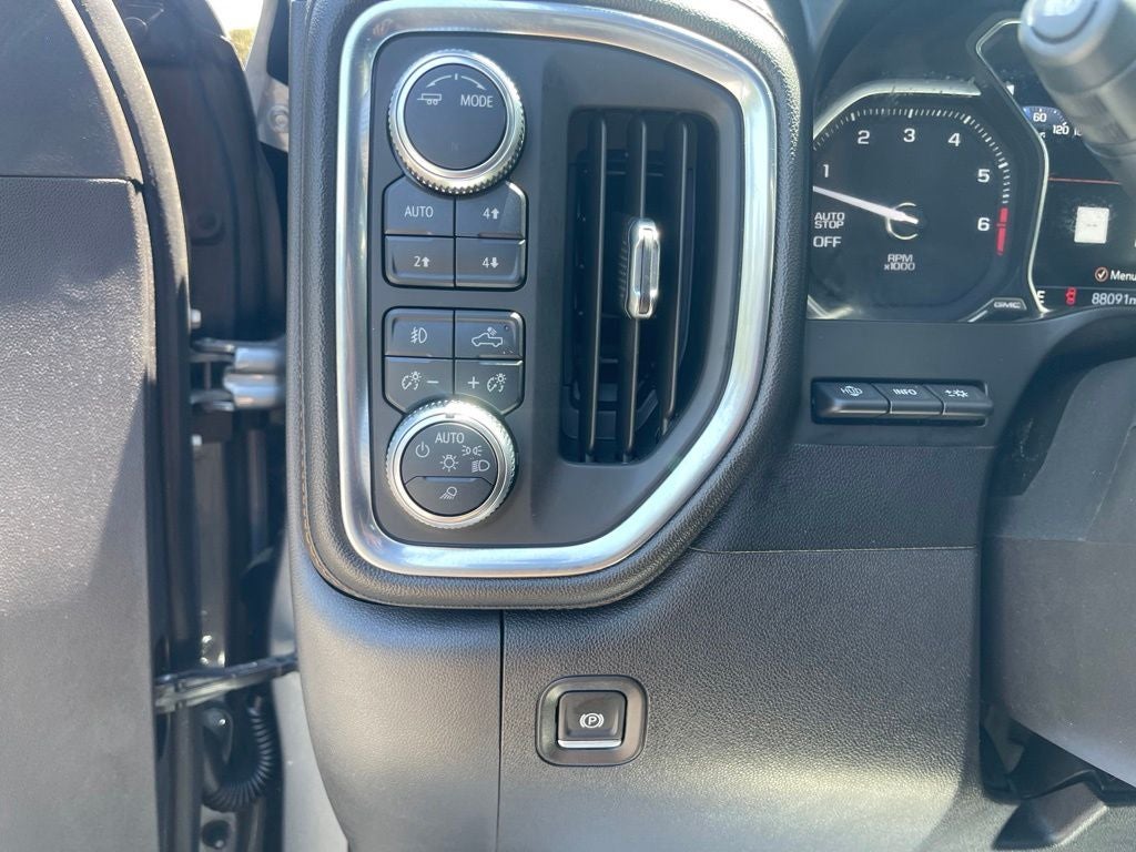 2020 GMC Sierra 1500 4WD Crew Cab Short Box AT4