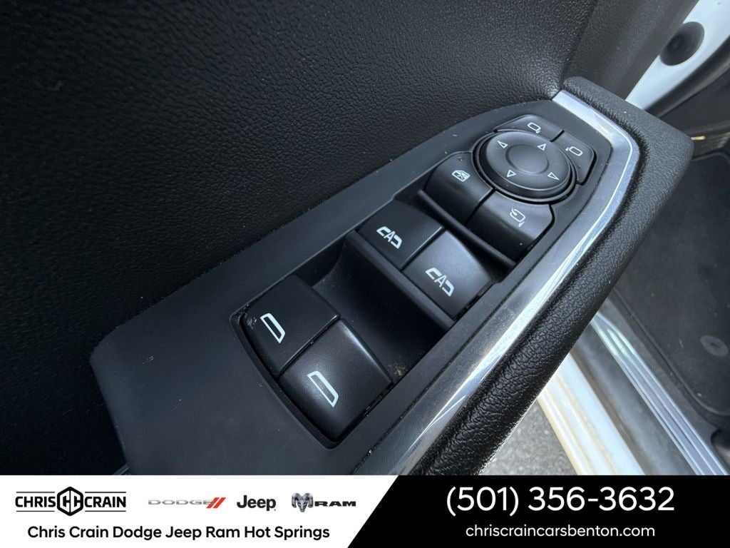 2023 GMC Sierra 1500 4WD Crew Cab Short Box SLT