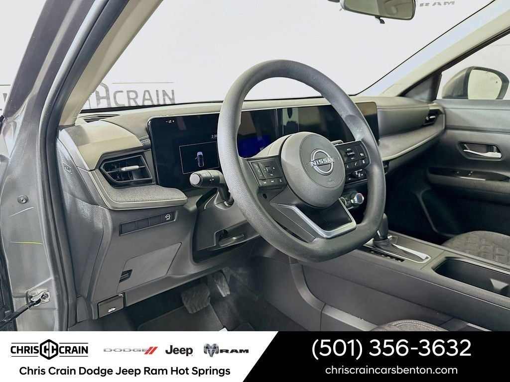 2025 Nissan Kicks SV FWD