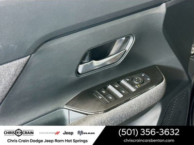 2025 Nissan Kicks SV FWD