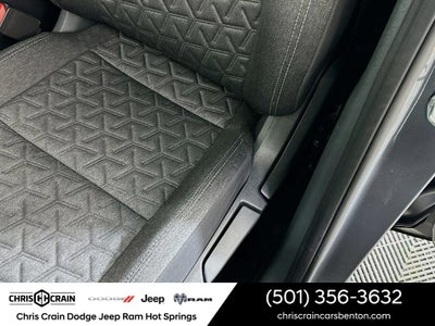 2025 Nissan Kicks SV FWD