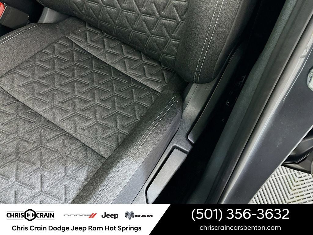 2025 Nissan Kicks SV FWD