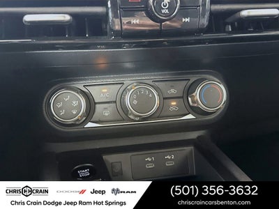 2025 Nissan Kicks SV FWD