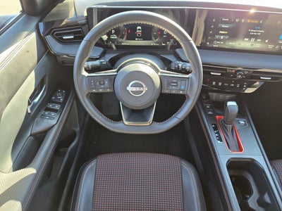 2025 Nissan Kicks SR FWD