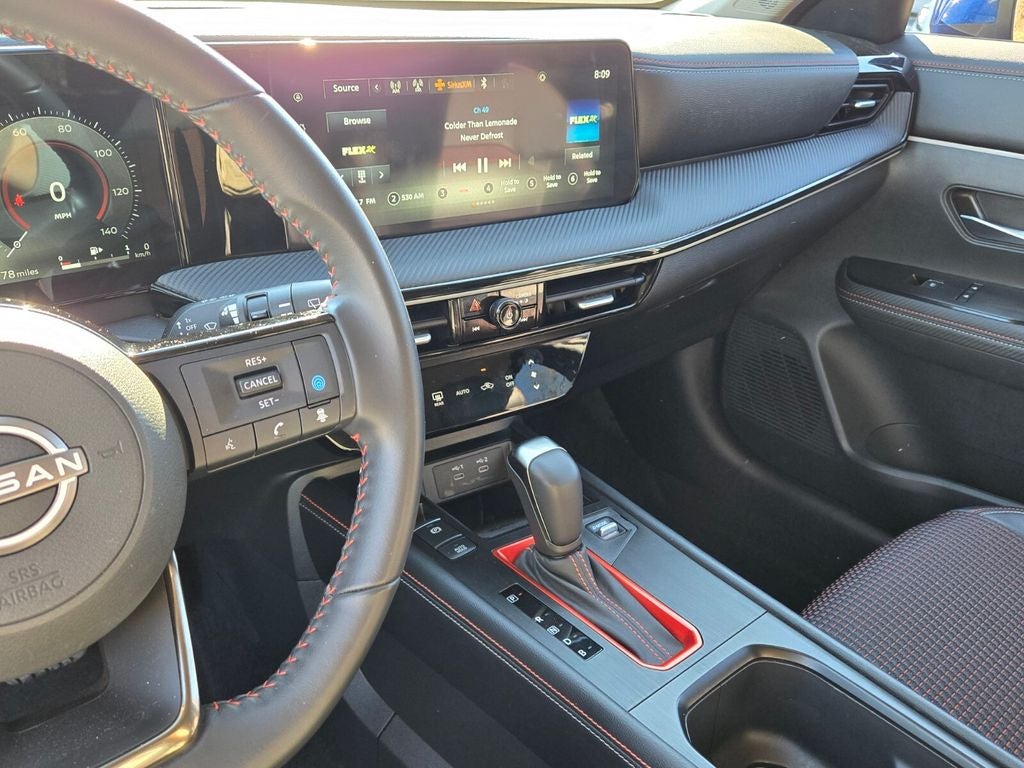 2025 Nissan Kicks SR FWD