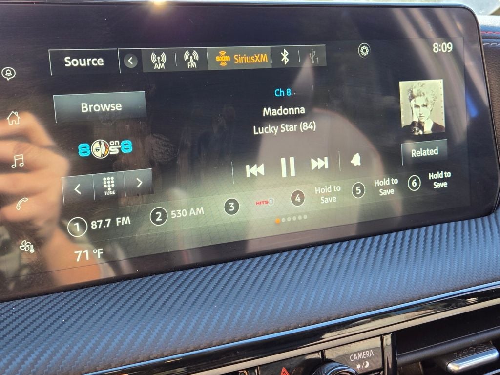 2025 Nissan Kicks SR FWD