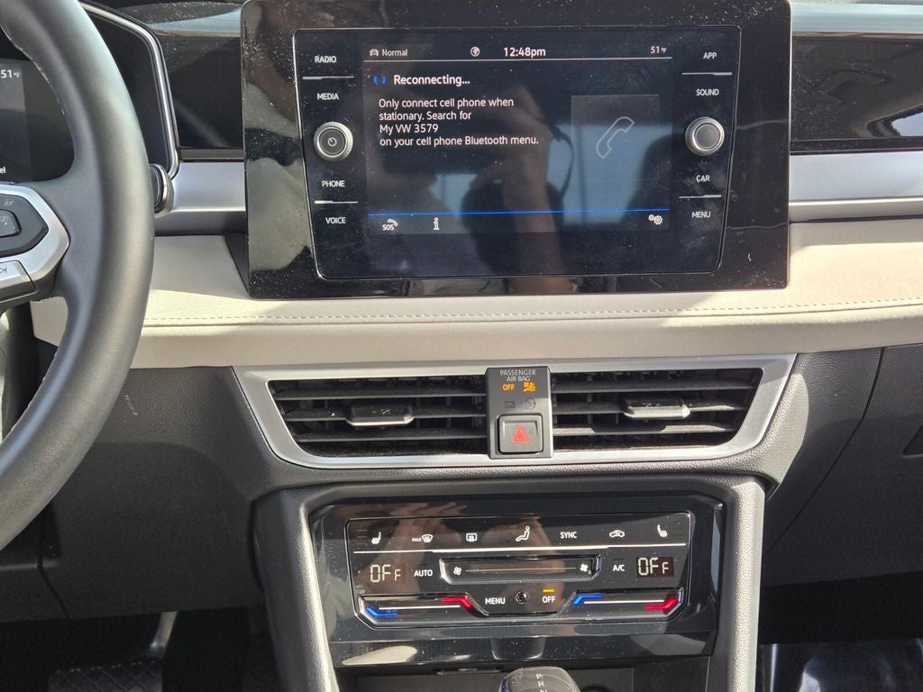 2025 Volkswagen Taos 1.5T SE