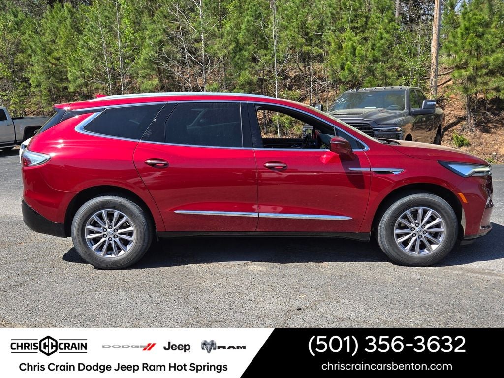 2023 Buick Enclave Essence FWD