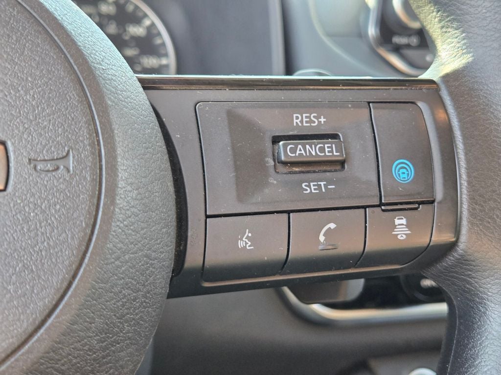 2022 Nissan Rogue SV FWD