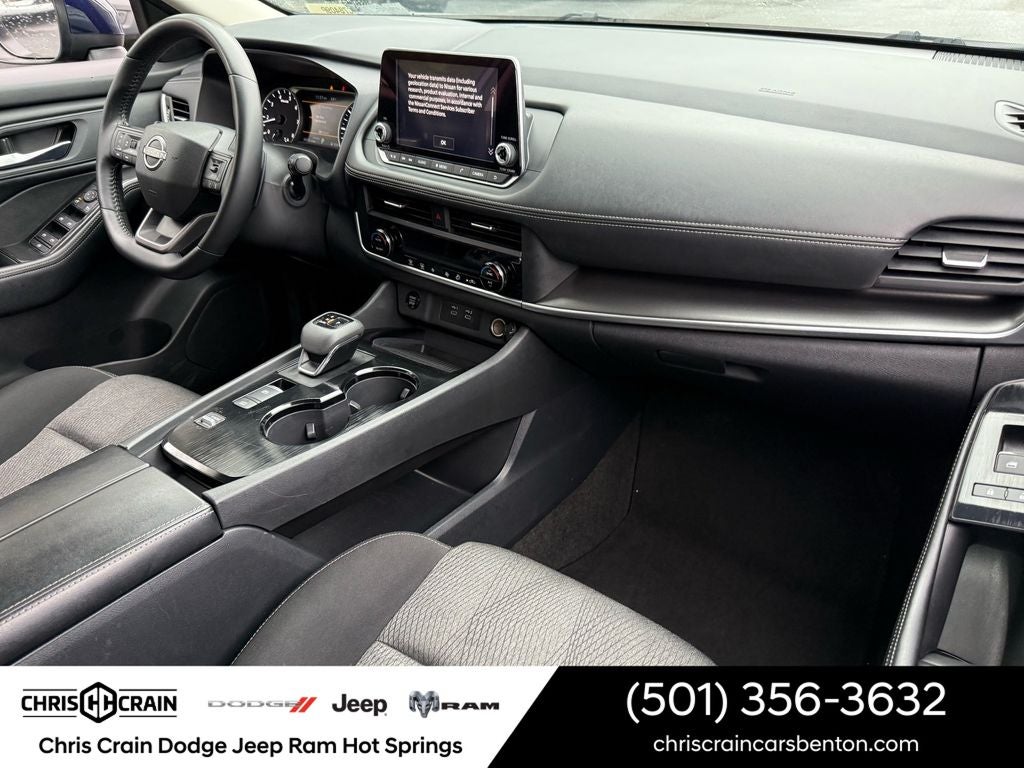 2025 Nissan Rogue SV FWD