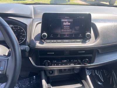 2025 Nissan Rogue SV FWD