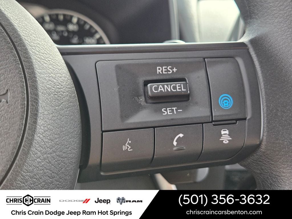 2024 Nissan Rogue SV FWD