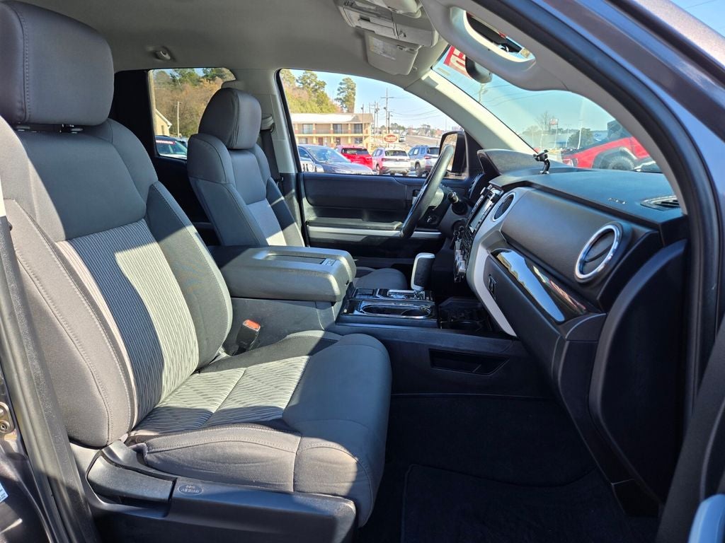 2016 Toyota Tundra SR5 5.7L V8