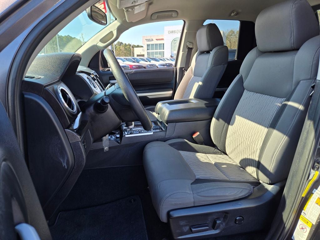 2016 Toyota Tundra SR5 5.7L V8