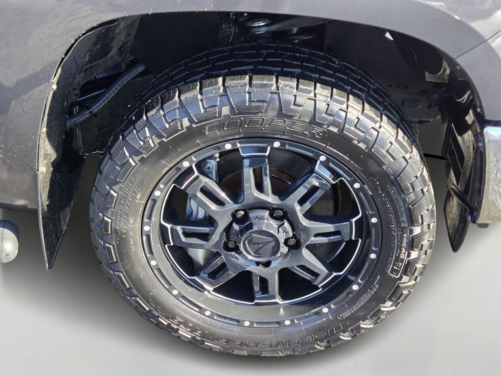 2016 Toyota Tundra SR5 5.7L V8