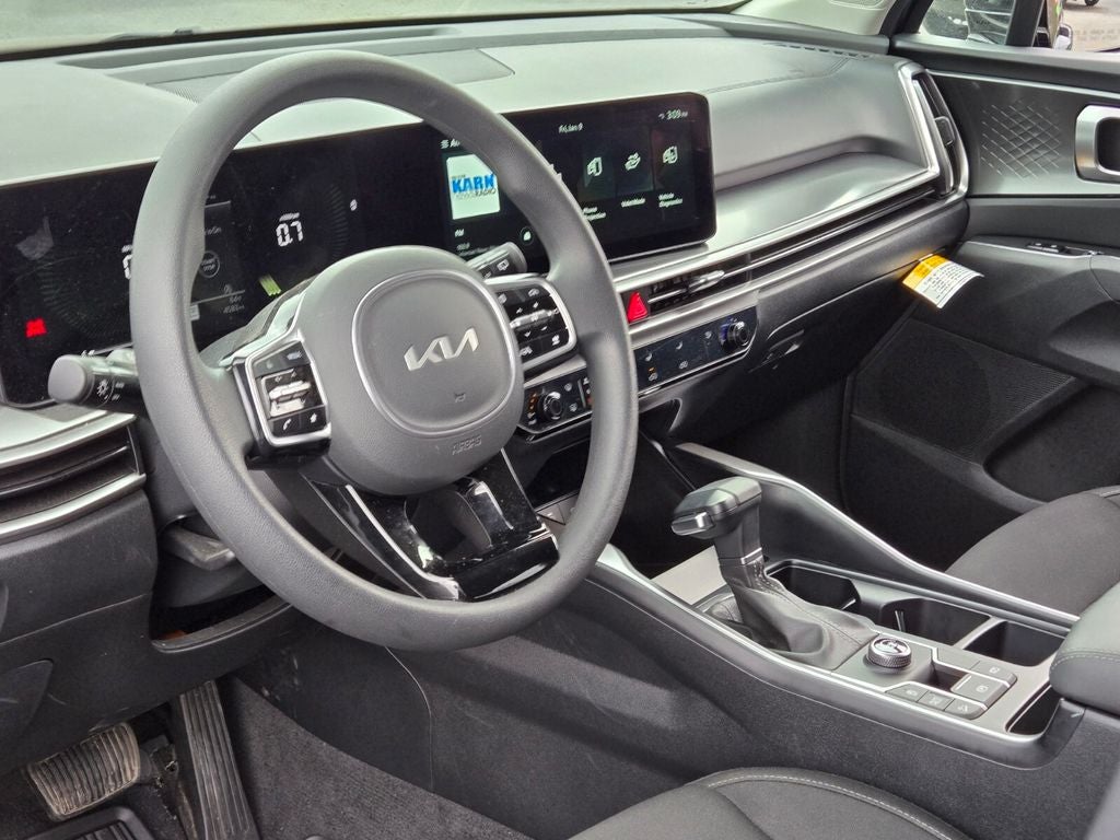 2025 Kia Sorento LX