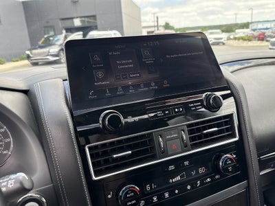 2024 INFINITI QX80 LUXE