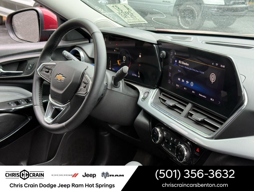 2025 Chevrolet Trax FWD LT
