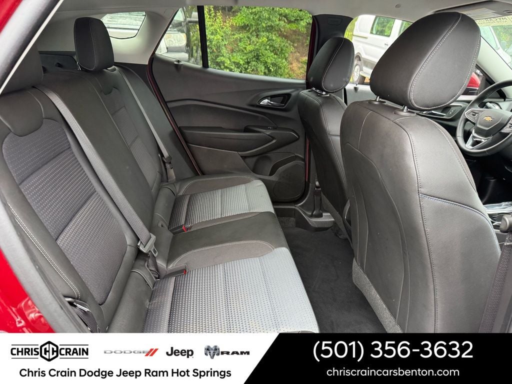 2025 Chevrolet Trax FWD LT