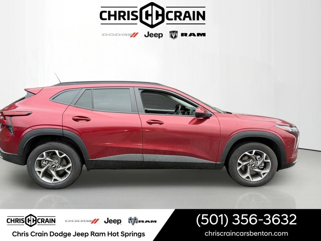 2025 Chevrolet Trax FWD LT