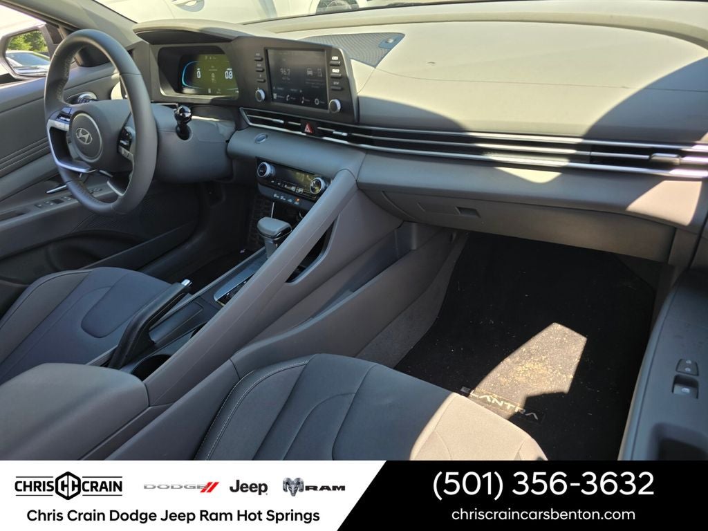 2026 Hyundai Elantra SEL Sport - Photo 10