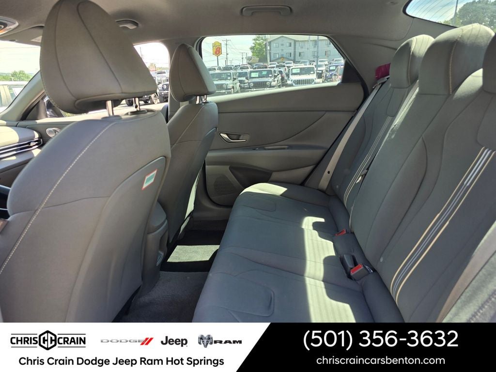 2026 Hyundai Elantra SEL Sport - Photo 15
