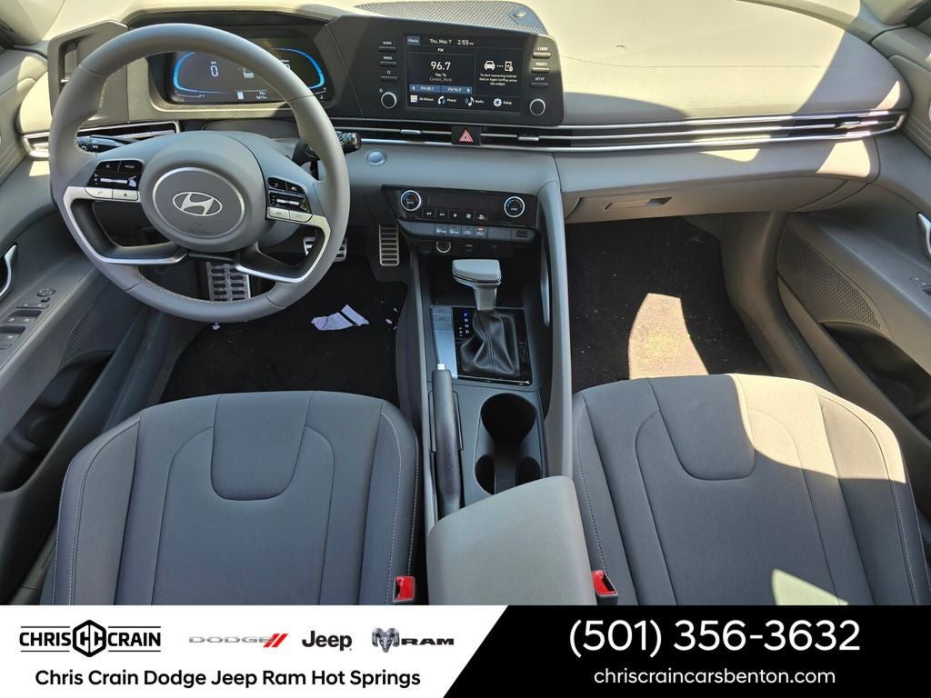 2026 Hyundai Elantra SEL Sport - Photo 17
