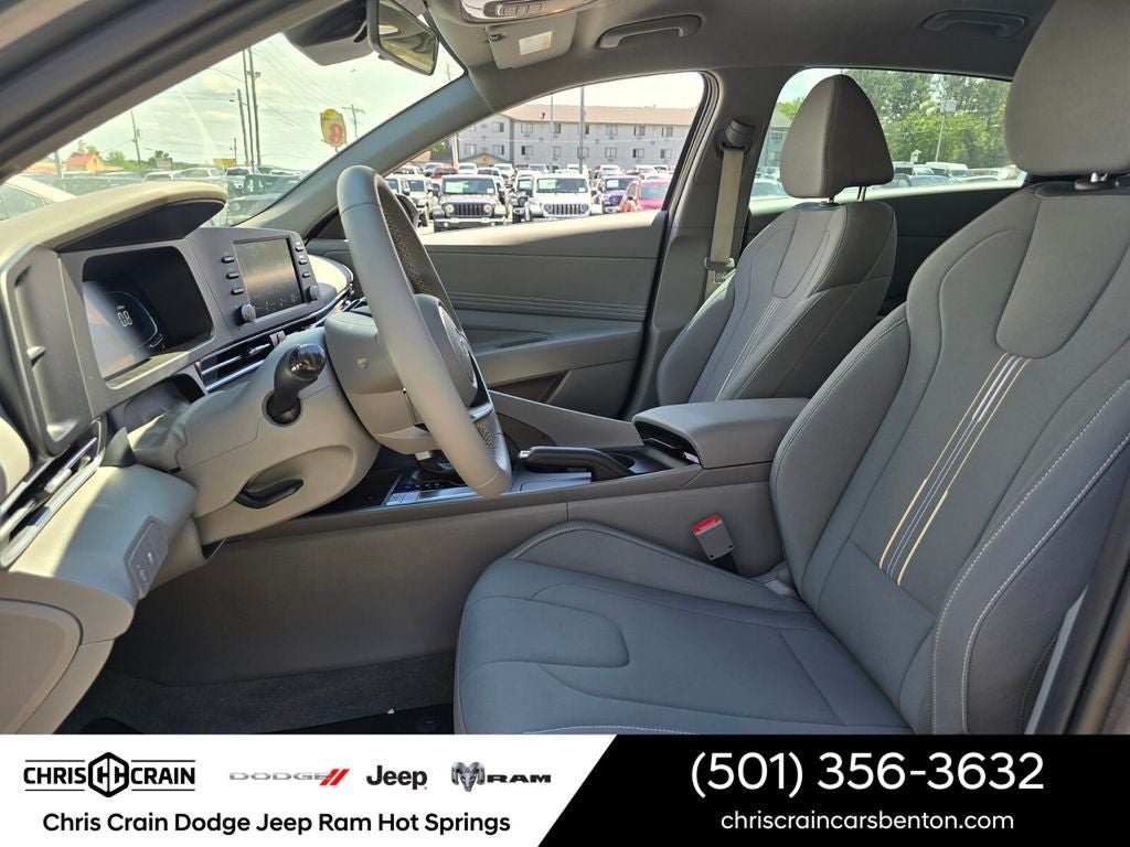 2026 Hyundai Elantra SEL Sport - Photo 18