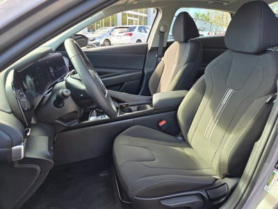 2025 Hyundai Elantra SEL Convenience