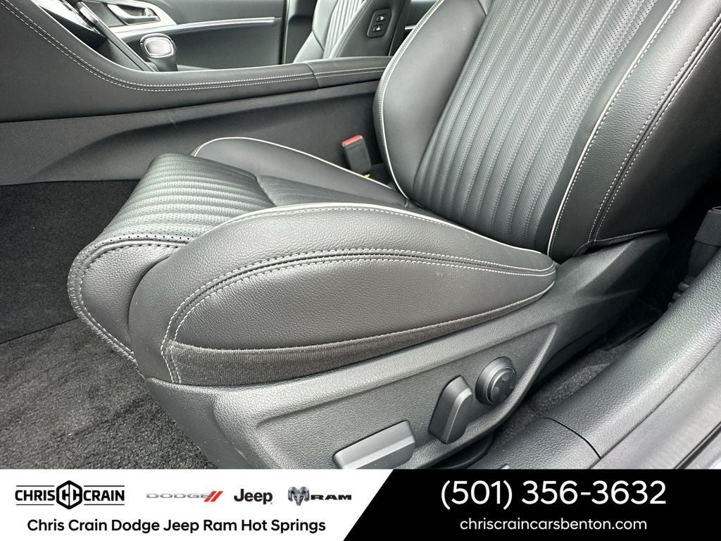 2026 Genesis G70 2.5T RWD Prestige