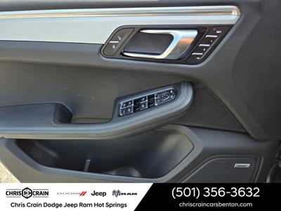 2018 Porsche Macan S