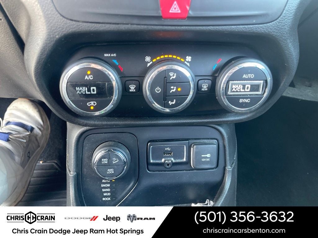 2017 Jeep Renegade Deserthawk