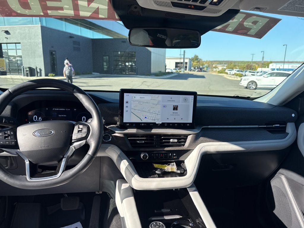 2025 Ford Explorer Platinum