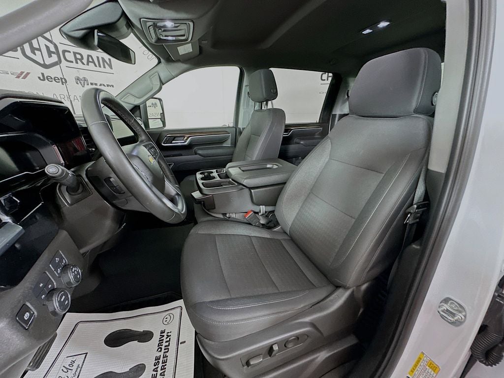 2025 Chevrolet Silverado 2500HD LT