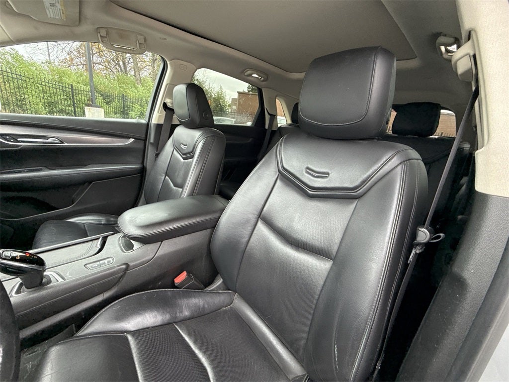 2018 Cadillac XT5 Premium Luxury