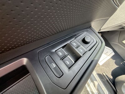2025 Volkswagen Atlas Cross Sport 2.0T SEL R-Line Black