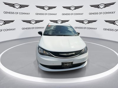 2025 Chrysler Voyager LX
