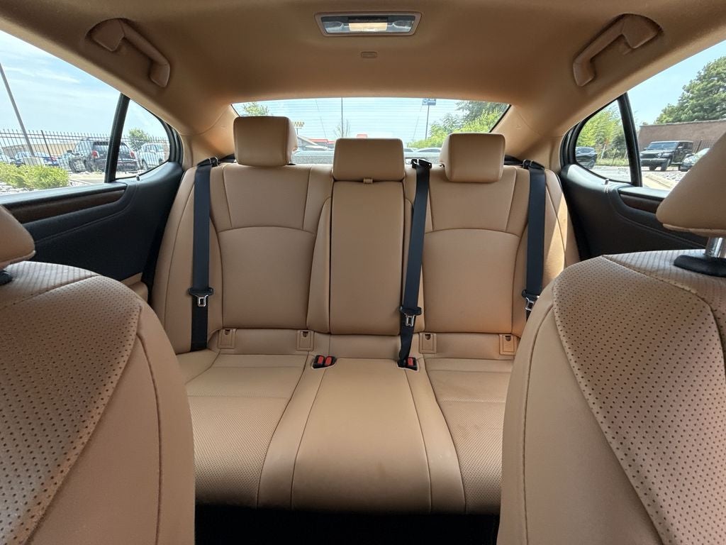 2025 Lexus ES 300h