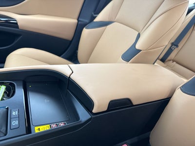 2025 Lexus ES 300h