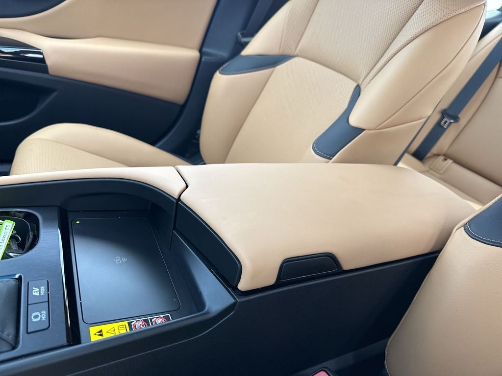 2025 Lexus ES 300h