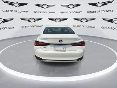 2025 Lexus ES 300h